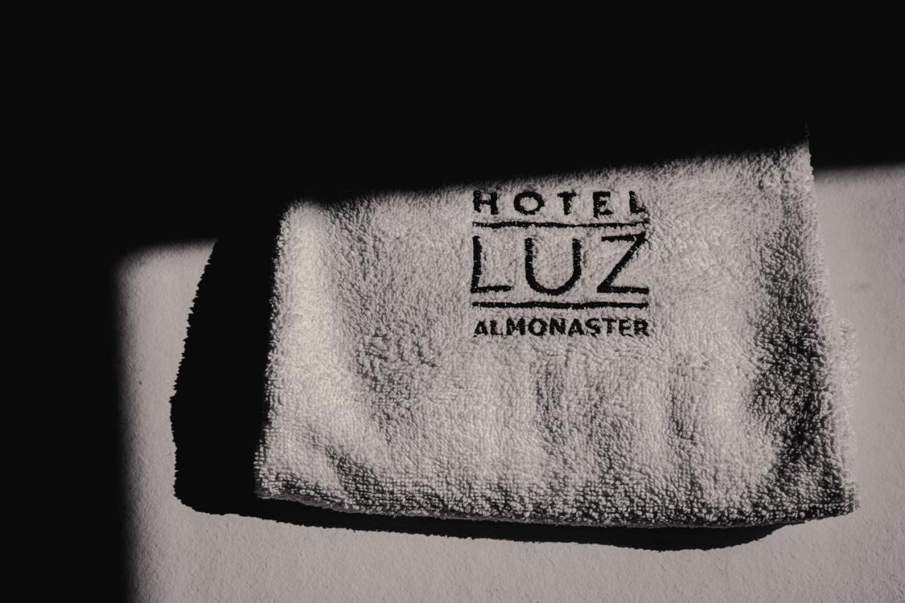 Hotel Luz Almonaster Almonaster la Real Bagian luar foto